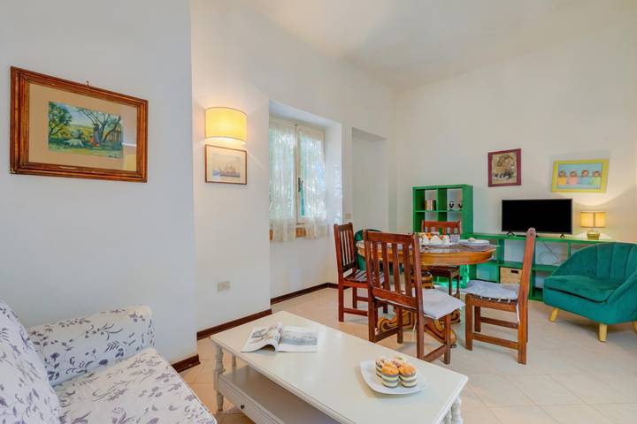 Ferienwohnung für 6 Personen, mit Terrasse in Marina di Pietrasanta - 4