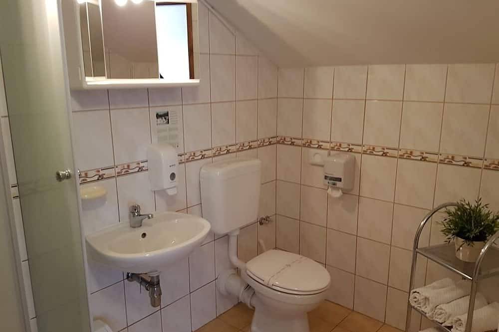 Habitacion en Rakovica con Wifi (4958-1) in Grabovac, Karlovac y alrededores