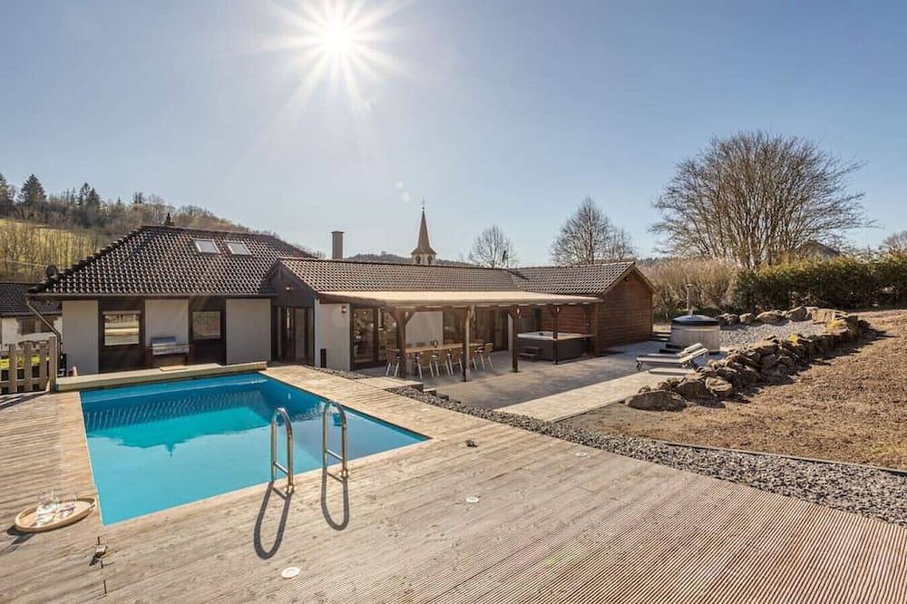 Nature Retreat Pool, Hot Tub, Sauna, Hiking-Caves in Hohenfels-Essingen, Vulkaneifel