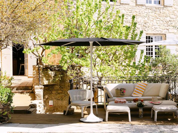 Altes Kloster im Herzen des Dorfes mit Pool in Châteauneuf-du-Pape, Vaucluse