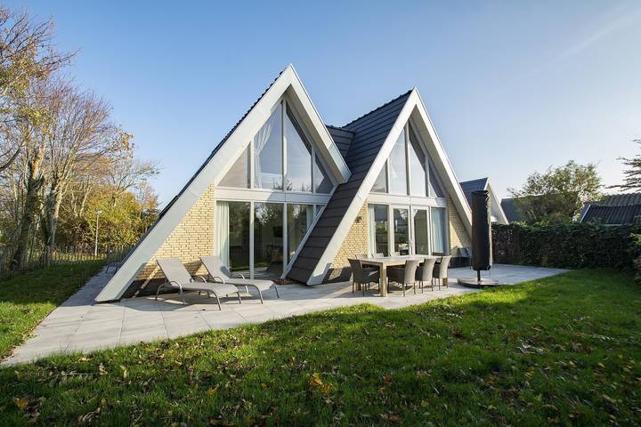 Ferienhaus für 10 Personen, mit Terrasse und Garten in Groote Keeten