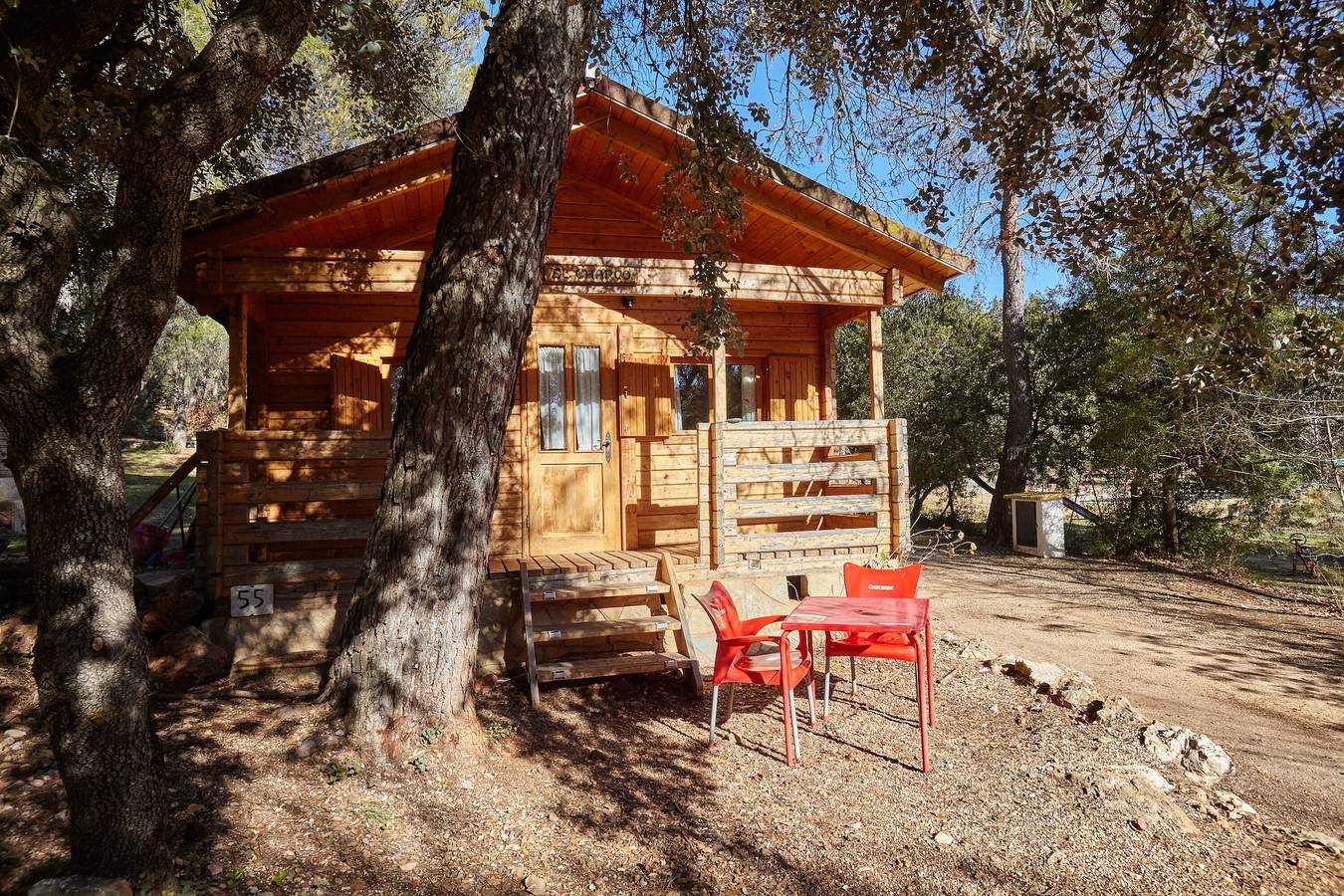 Casa rural 'Cabaña De Madera 4' con vistas a la montaña, piscina compartida y aire acondicionado in El Tranco, Hornos
