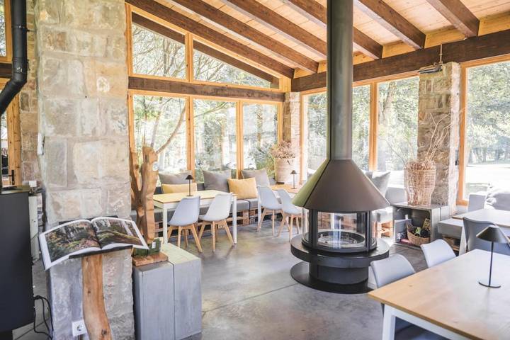 Apartamento para 4 personas, con jardín, Se admiten mascotas en Vall de Vianya