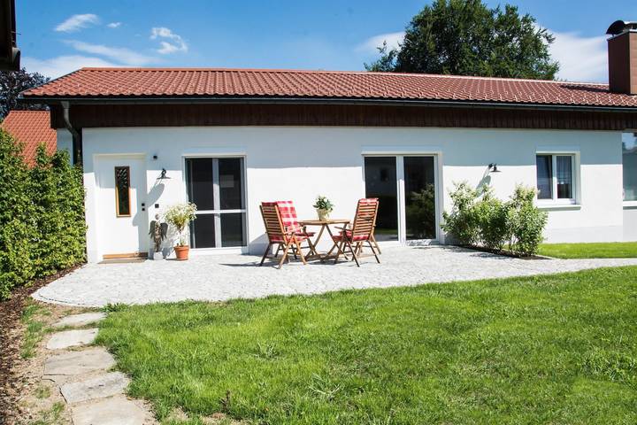 Ferienwohnung für 2 Personen, mit Garten und Terrasse in Oberschwaben - 2