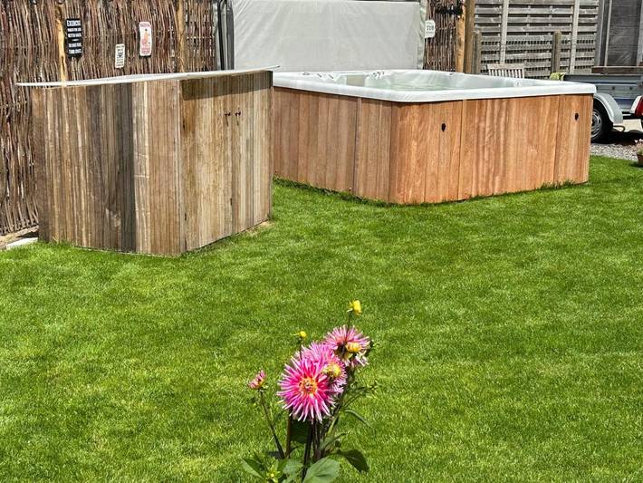 Location de vacances pour 2 personnes, avec jardin ainsi que piscine et jacuzzi à Evergem - 4