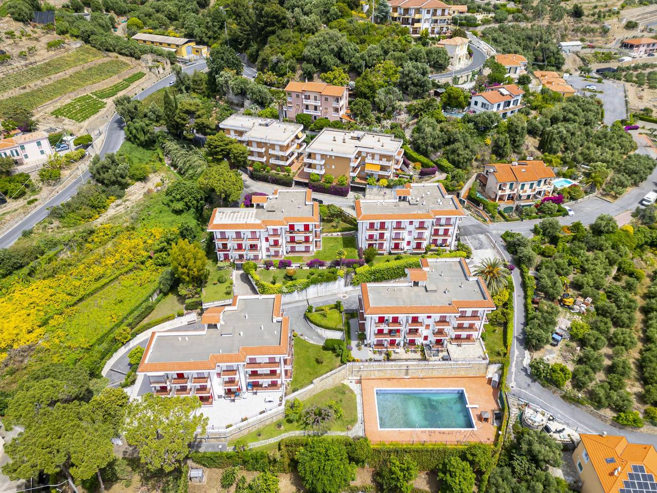 Ganze Ferienwohnung, Ferienwohnung für 4 Personen mit Garten in Aregai, Cipressa