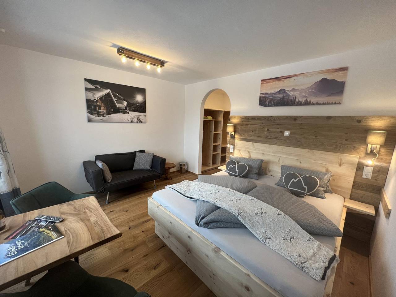 Doppelzimmer in Sankt Johann in Tirol, Kaisergebirge