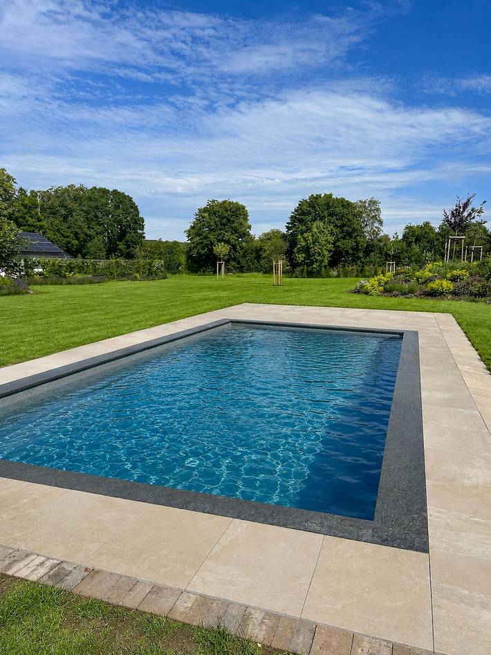 Landhaus mit Pool, Kamin und Loft bei Leipzig in Frohburg, Leipzig und Umgebung