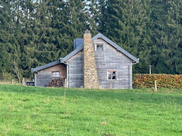 Chalet pour 8 personnes, avec jacuzzi et jardin
