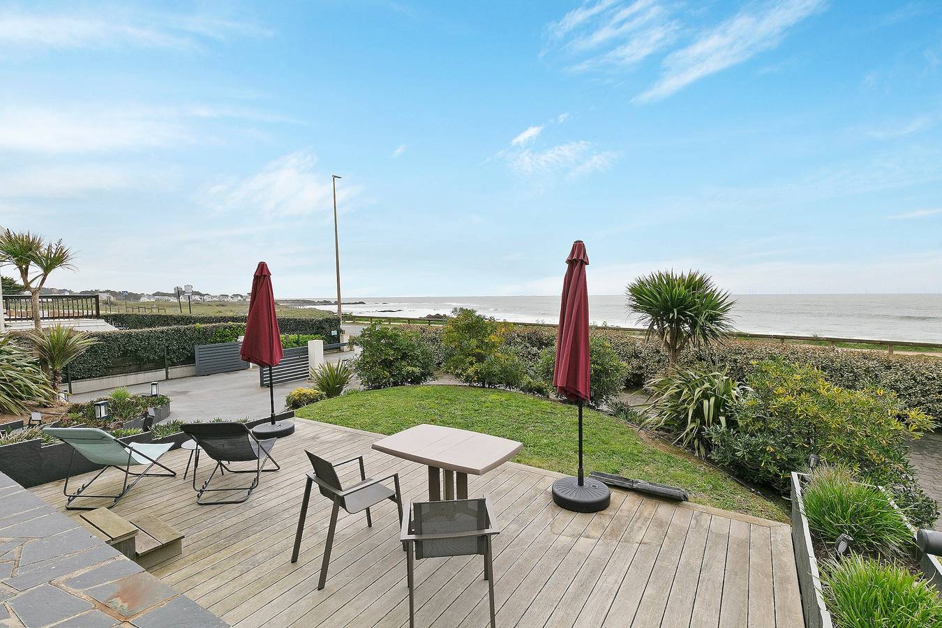 Appartement entier, Appartement Ajoncs - Pleine Mer Terrasse Parking Côte Sauvage in Batz-sur-Mer, Côte d'Amour