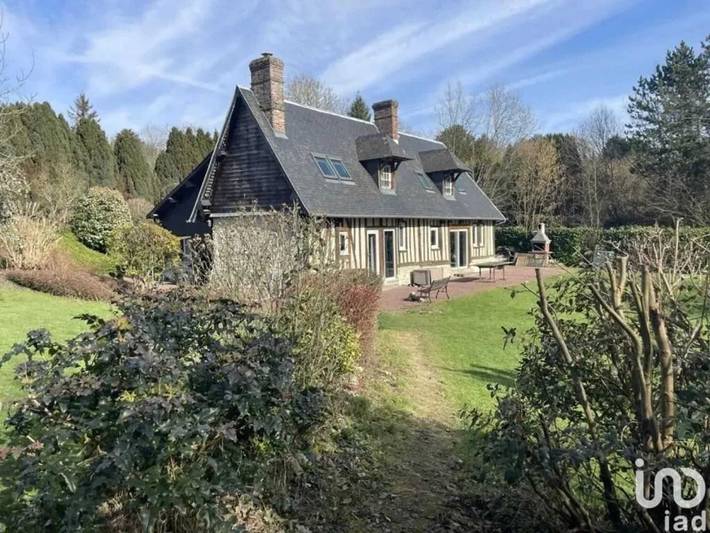 Location de vacances pour 4 personnes, avec jardin et terrasse à Hermival-les-Vaux