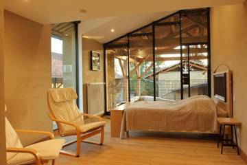 Cottage pour 2 personnes, avec balcon ainsi que vue et jardin à La Côte-Saint-André