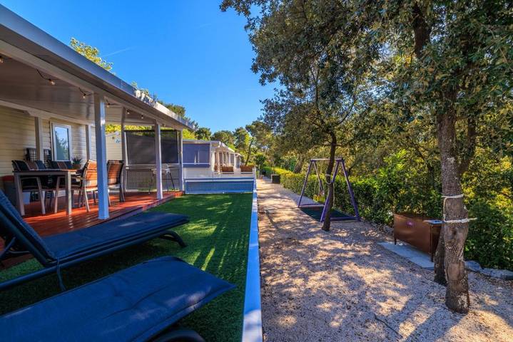 Camping für 5 Personen, mit Garten und Ausblick, kinderfreundlich in Biograd na Moru - 3