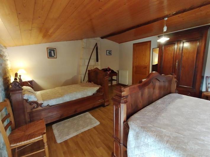 Chambre d’hôte pour 3 personnes, avec Terrasse et Jardin à Bouillé-Courdault