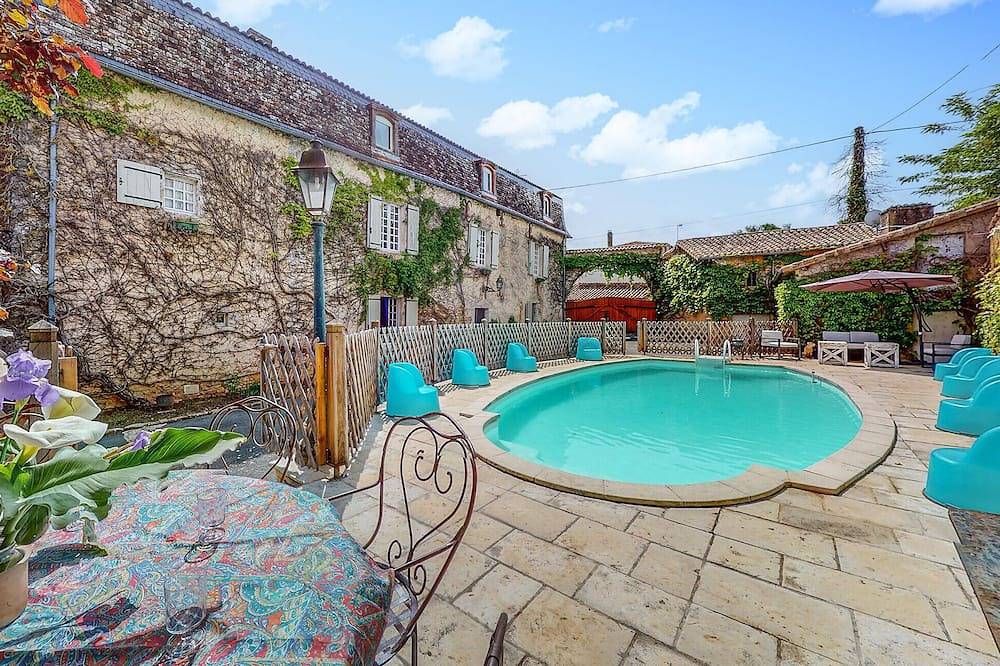 Amazing home in Couhe in Couhé, Vienne (France)