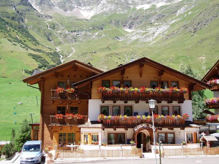 Ferienwohnung für 7 Personen, mit Balkon und Whirlpool sowie Pool und Sauna - 1