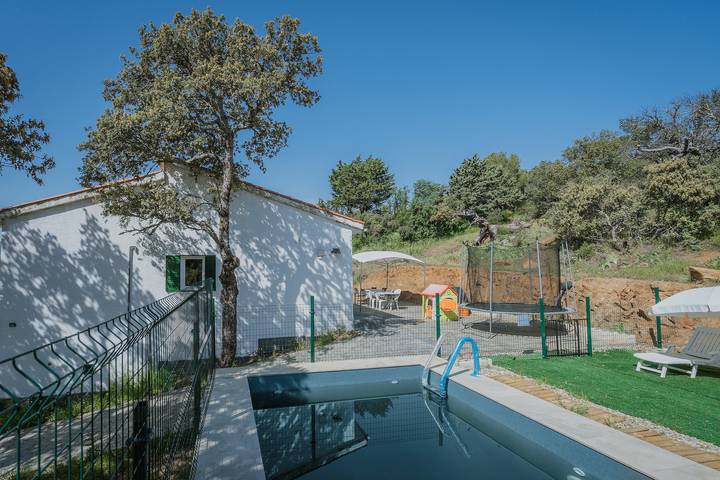 Casa rural para 12 personas, con jardín, Se admiten mascotas en Provincia de Ávila - 2