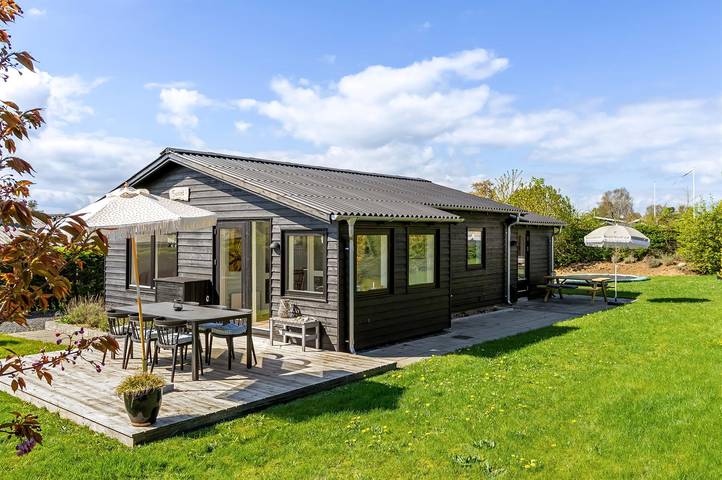 Chalet für 6 Personen, mit Terrasse und Garten in Dänemark