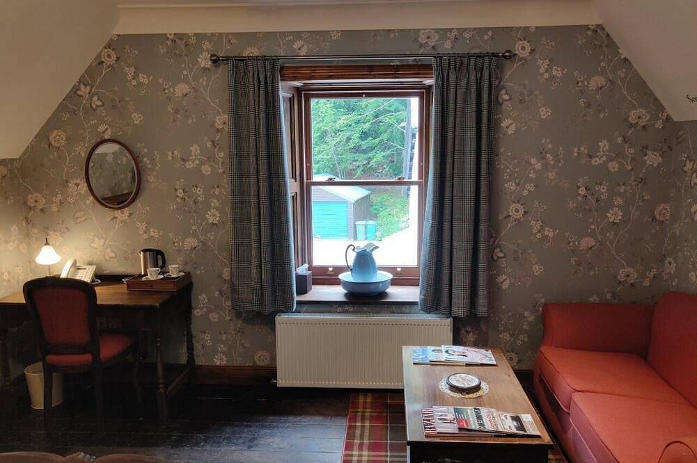 The Rowanberry Suite is named after the Highlands distinctive Rowanberry trees. in Highlands
