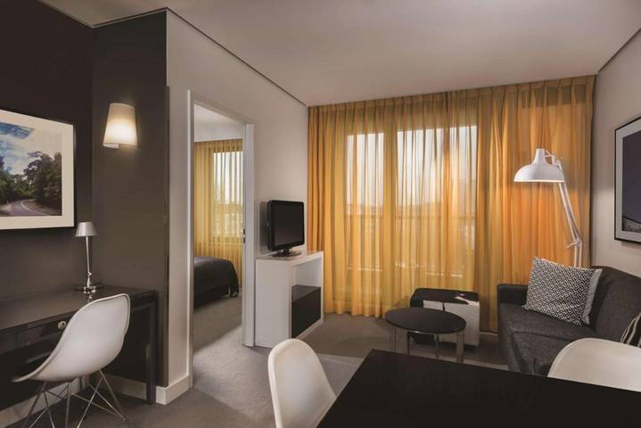 Apartmenthotel für 5 Personen, mit Terrasse und Ausblick sowie Sauna, mit Haustier bei der Museumsinsel Berlin - 2