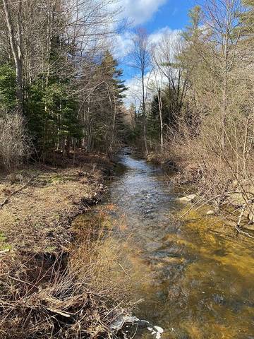 Vacation Home for 7 Guests in Londonderry, Magic Mountain Ski Area, Picture 1