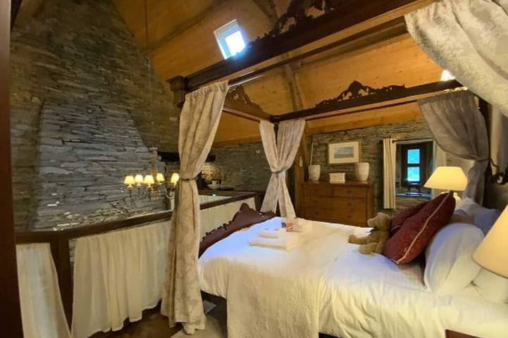 Location de vacances pour 6 personnes, avec piscine et jardin, animaux acceptés à Sizun - 3