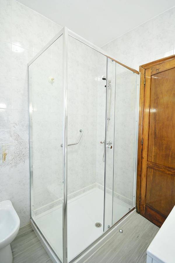 Five-Bedroom House in Villanueva de Arosa, Rias Baixas
