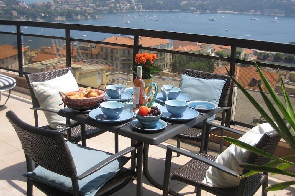 Hel leilighet, La Colline' luksusleilighet med utsikt over Villefranche Bay/Cap Ferrat in Villefranche-sur-Mer, Middelhavskysten (Frankrike)