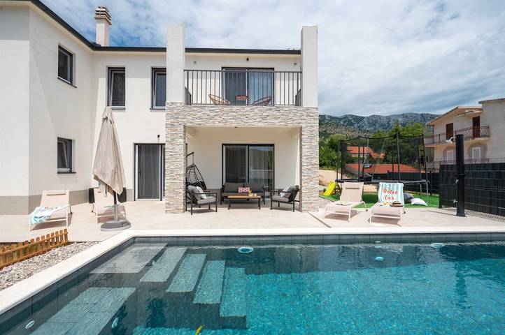 Villa for 8 personer med terrasse in Naklice, Split-Dalmatien