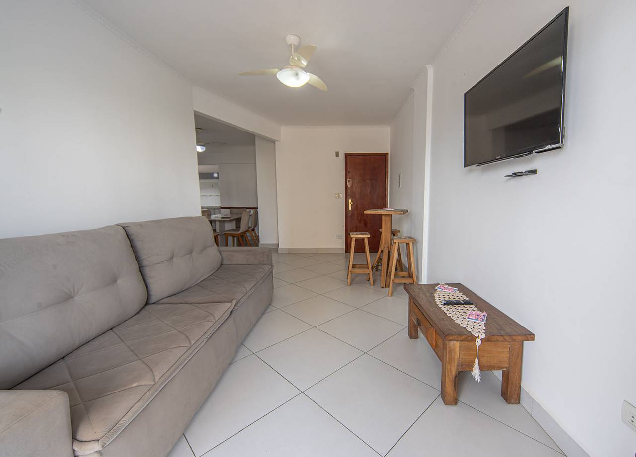 Ganze Wohnung, Ferienwohnung für 12 Personen mit Pool in Praia Grande, Baixada Santista
