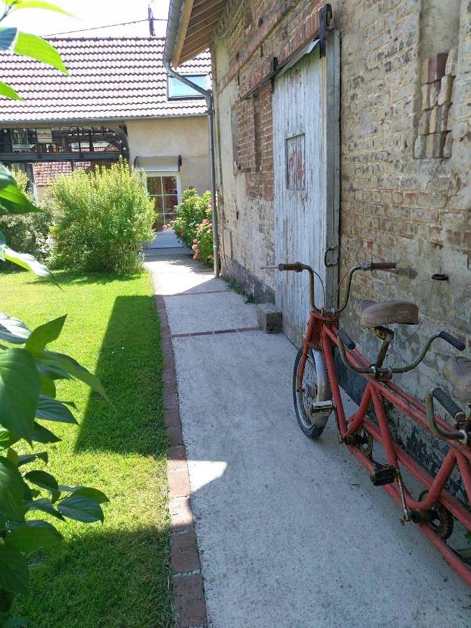 Chambre d’hôte pour 2 personnes, avec vue ainsi que jardin et terrasse, animaux acceptés dans Arrest - 2