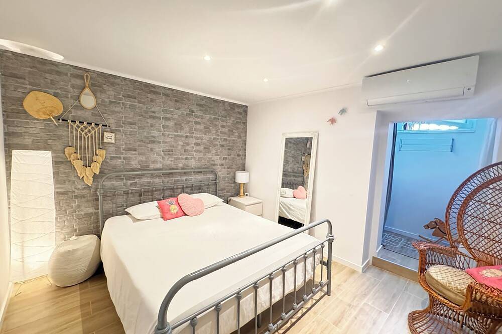 Apartamento inteiro, Novo Apartamento 1 quarto, Ponte 25 Abril in Lisboa, Costa de Lisboa