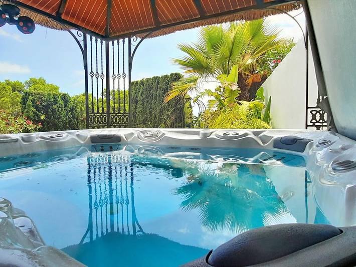 Chalet para 8 personas, con terraza y jacuzzi en Marina Alta - 2