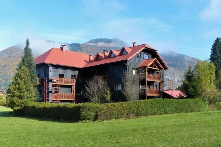 Ferienwohnung für 8 Personen, mit Balkon in Grünau im Almtal