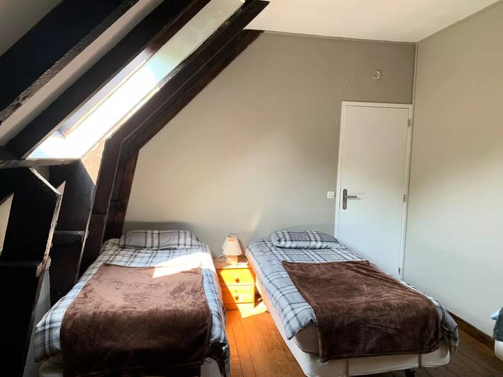 Location de vacances pour 4 personnes, avec piscine et jardin à Plounérin - 2