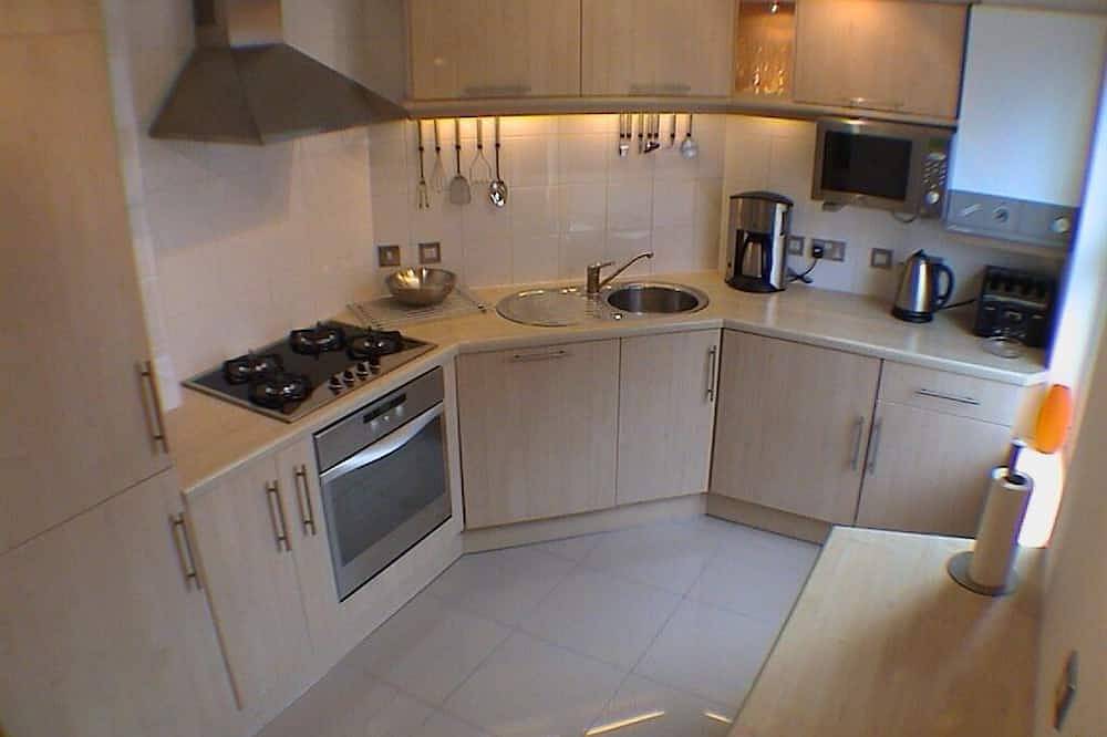 Ganze Wohnung, Apartment-Eigenes Badezimmer-Two Bedroom Brooklands) in Crewe, Cheshire East