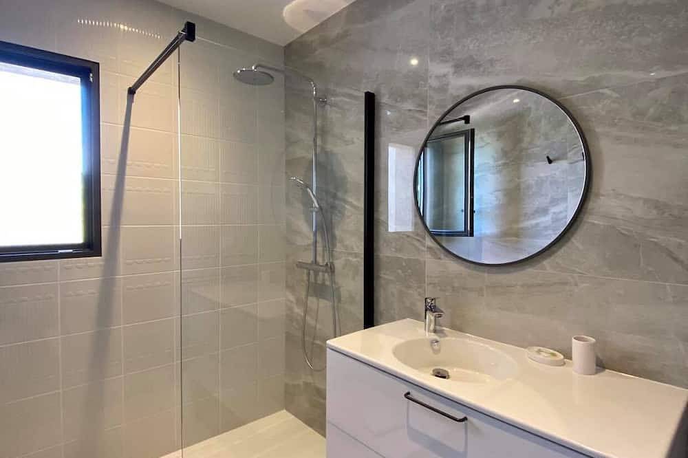 Neue Villa **** 145m² - Beheizter Pool - In der Nähe der Strände von L'Ile-Rousse in Monticello, Calvi und Umgebung