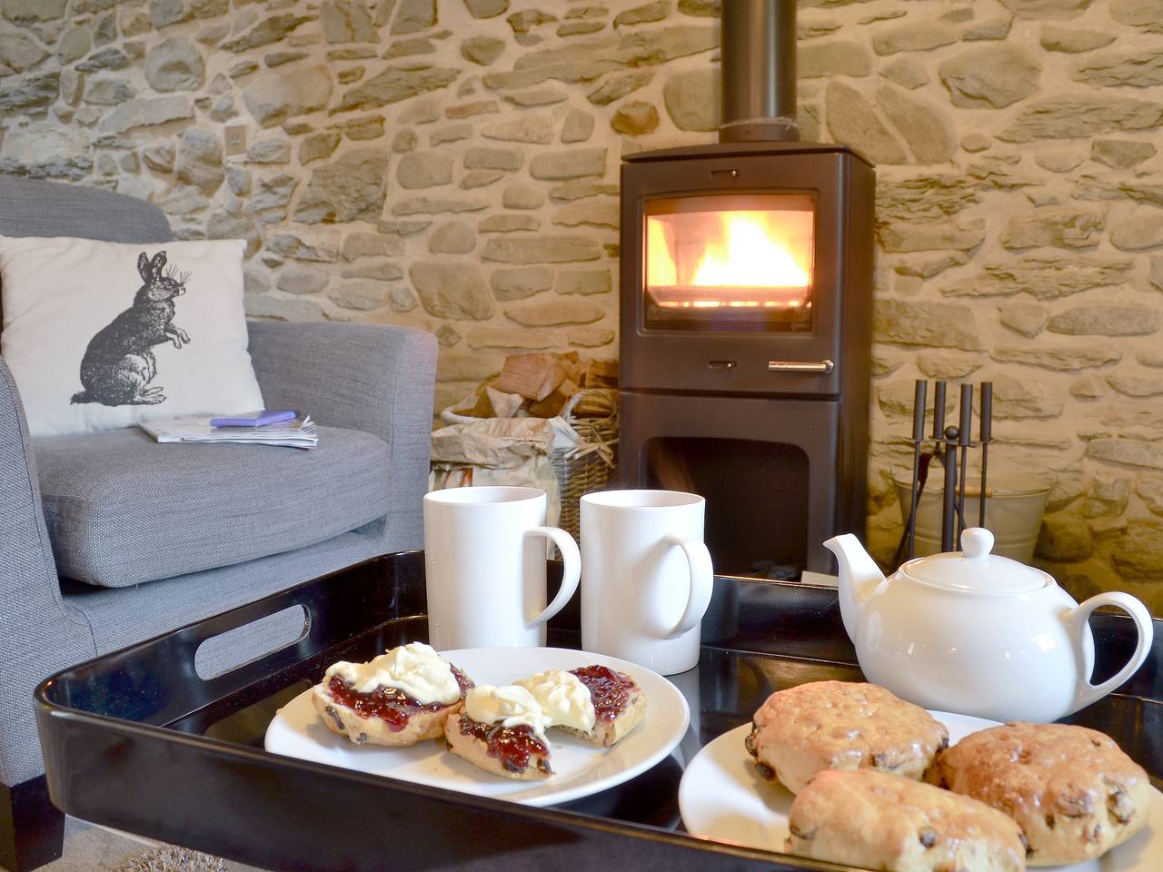 Ivy Bush Cottage in Ceredigion