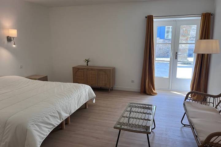 Location de vacances pour 12 personnes, avec piscine, animaux acceptés à Aragon - 2