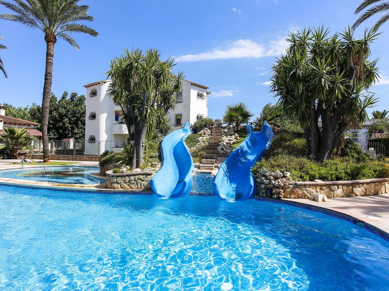 Ganze Wohnung, Appartement à Denia pour 4 pers. avec piscine commune, proche mer, clim, Wifi et parking in Dénia, Costa Blanca