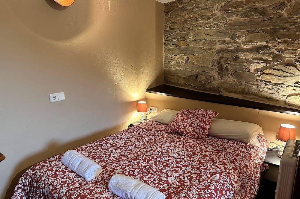 Entire apartment, Estudio en Planta Baja con Todas las Comodidades in Patones, Madrid Province