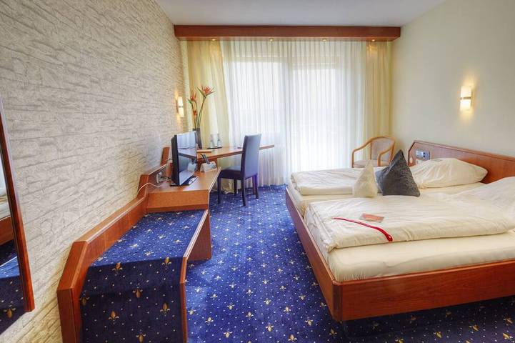 Ein-Zimmer-Apartment, Balkon und Klein-Küche in Ostfildern, Landkreis Esslingen