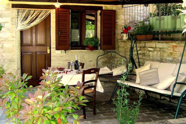 Appartamento vacanze per 2 persone, con piscina e giardino - 1