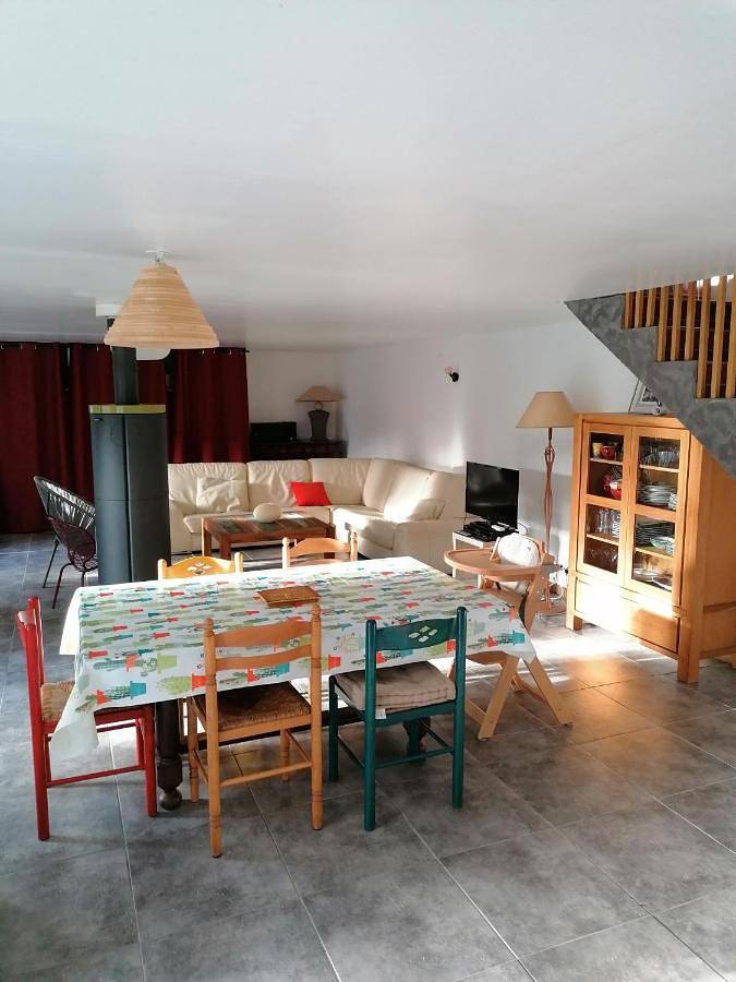 Location de vacances pour 6 personnes, avec vue et jardin à Commes - 4