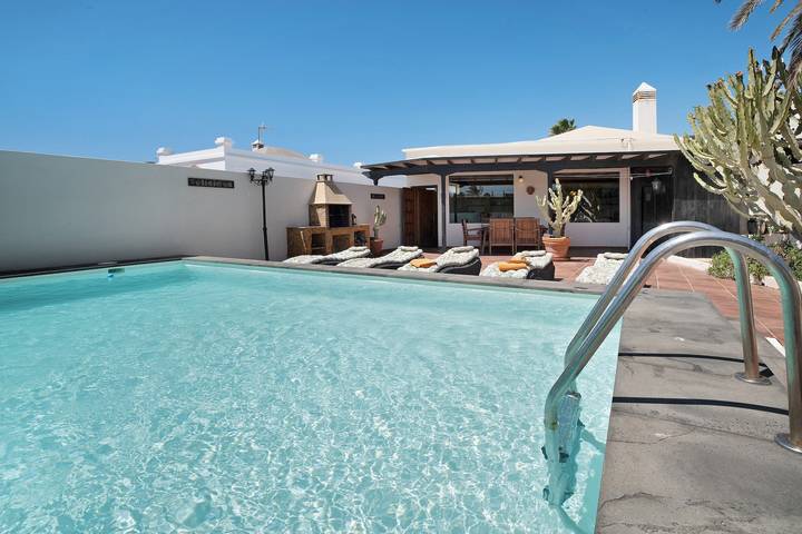 Location de vacances pour 5 personnes, avec jardin dans Costa Teguise - 2