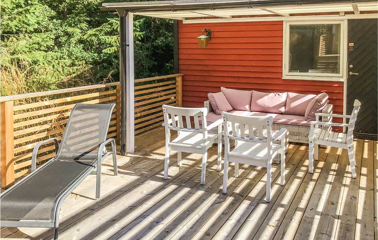 Ferienhaus für 8 Personen mit Terrasse in Vallentuna, Schwedische Ostsee