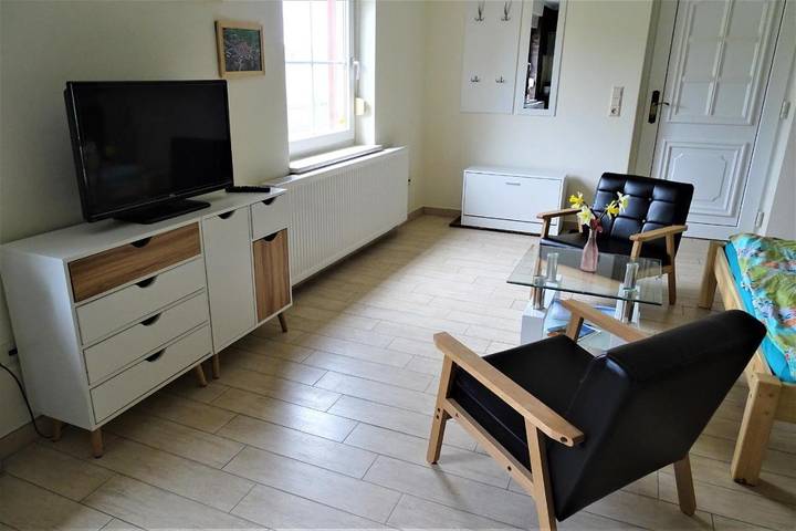 Ferienwohnung für 2 Personen, mit Terrasse und Garten in Neukalen - 3