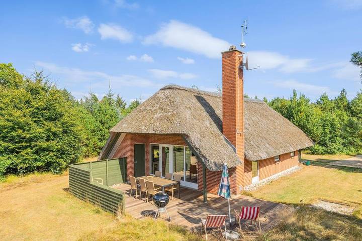 Ferienhaus für 6 Personen, mit Balkon/Terrasse und Terrasse sowie Sauna in Houstrup Strand