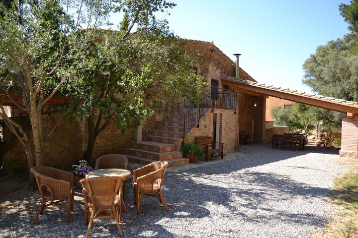 Bauernhof für 4 Personen, mit Terrasse und Garten sowie Ausblick
