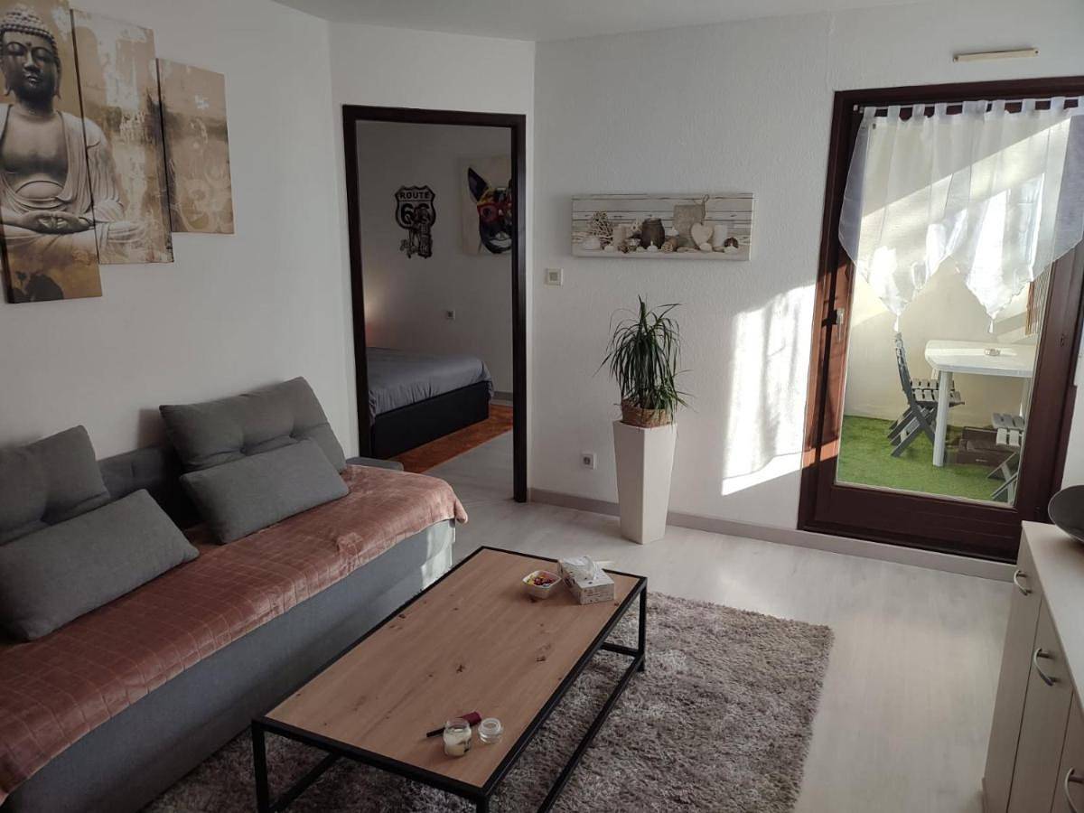 Appartement entier, F2 Florival 45m2, avec terrasse, route du vin et free parking in Guebwiller, Parc naturel régional des Ballons des Vosges